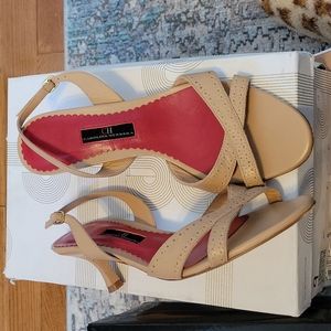 Carolina Herrera sling